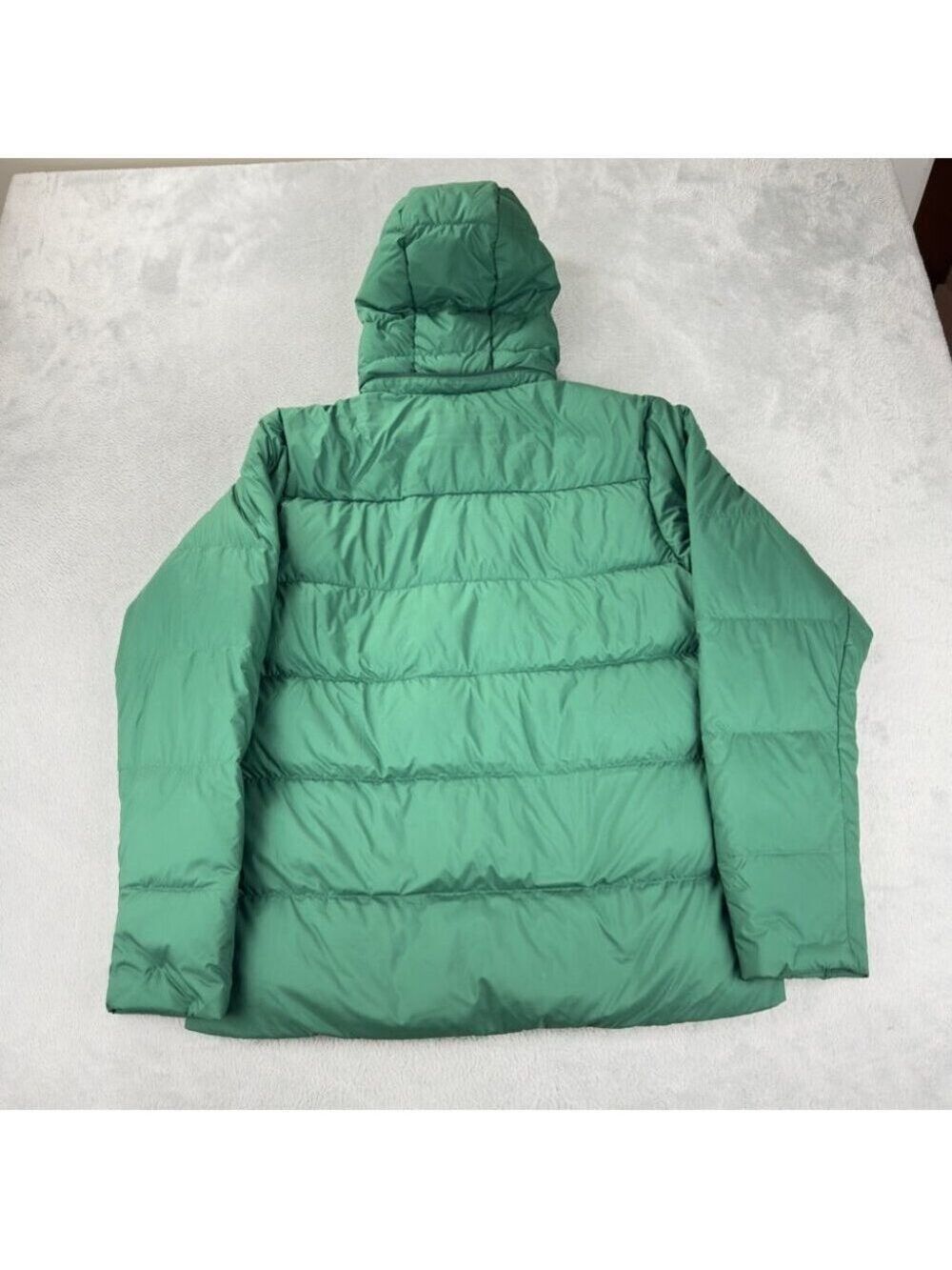 Patagonia Men's Medium Silent Down Puffer Jacket 27930 - Picture 7 of 15